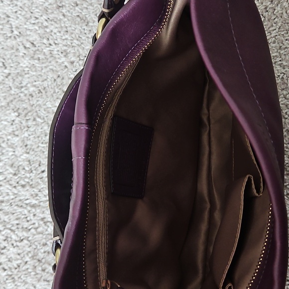 Coach Carly Leather Hobo Bag - Picture 7 of 8